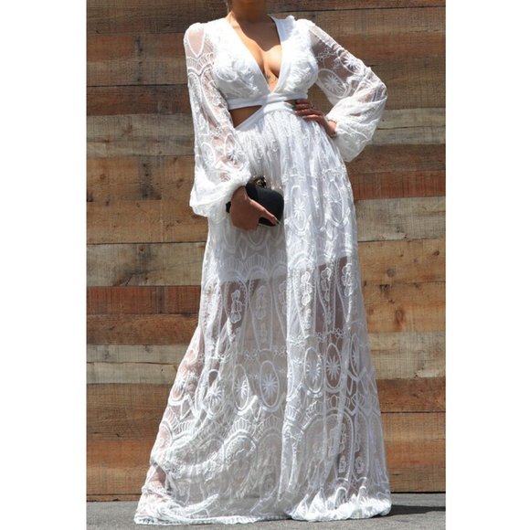 Bohemian White Embroidered Lace Cut Out Lace Up Back Boho Maxi Dress - Picture 4 of 8